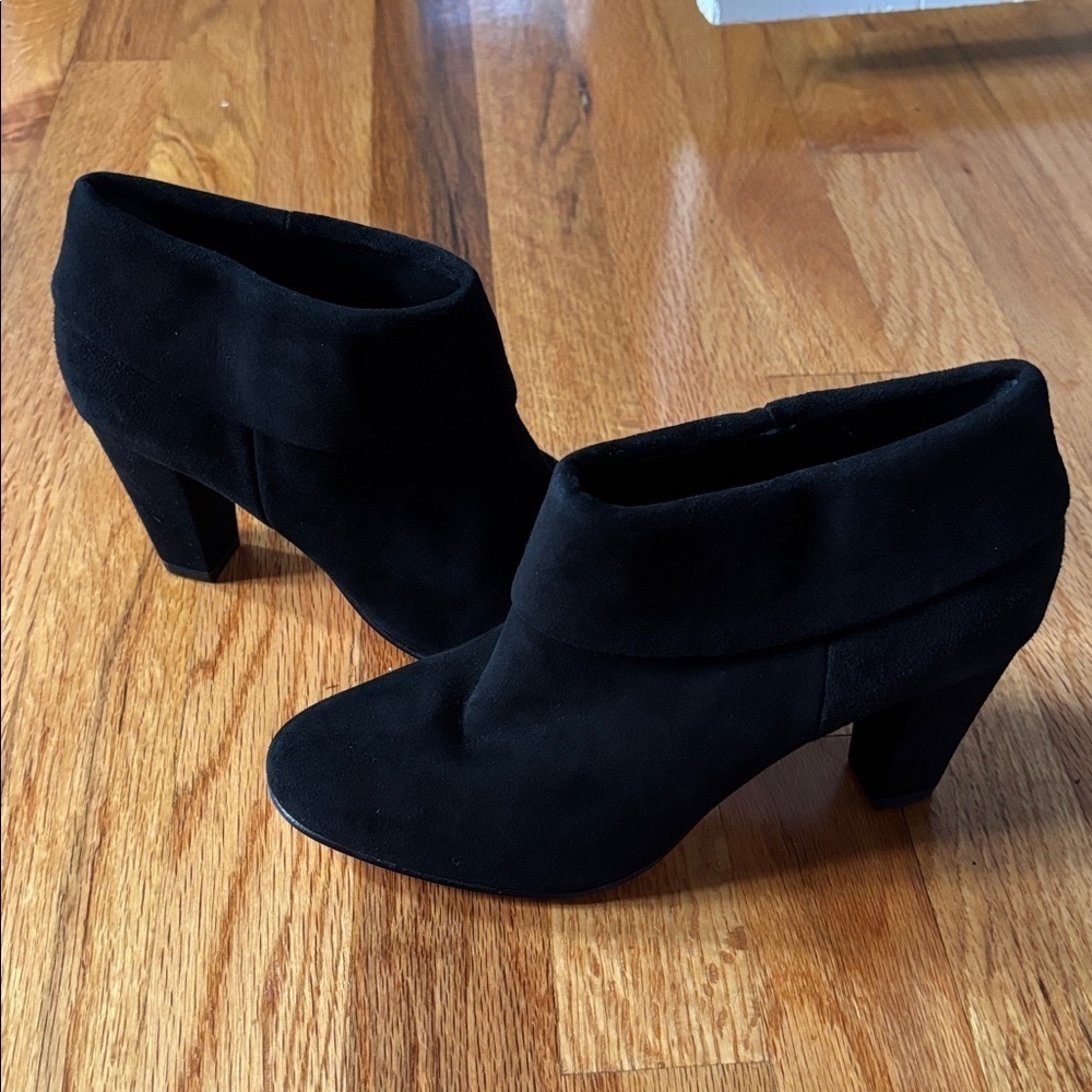 Kate Spade Black Suede Ankle Booties Women’s Size 6.5